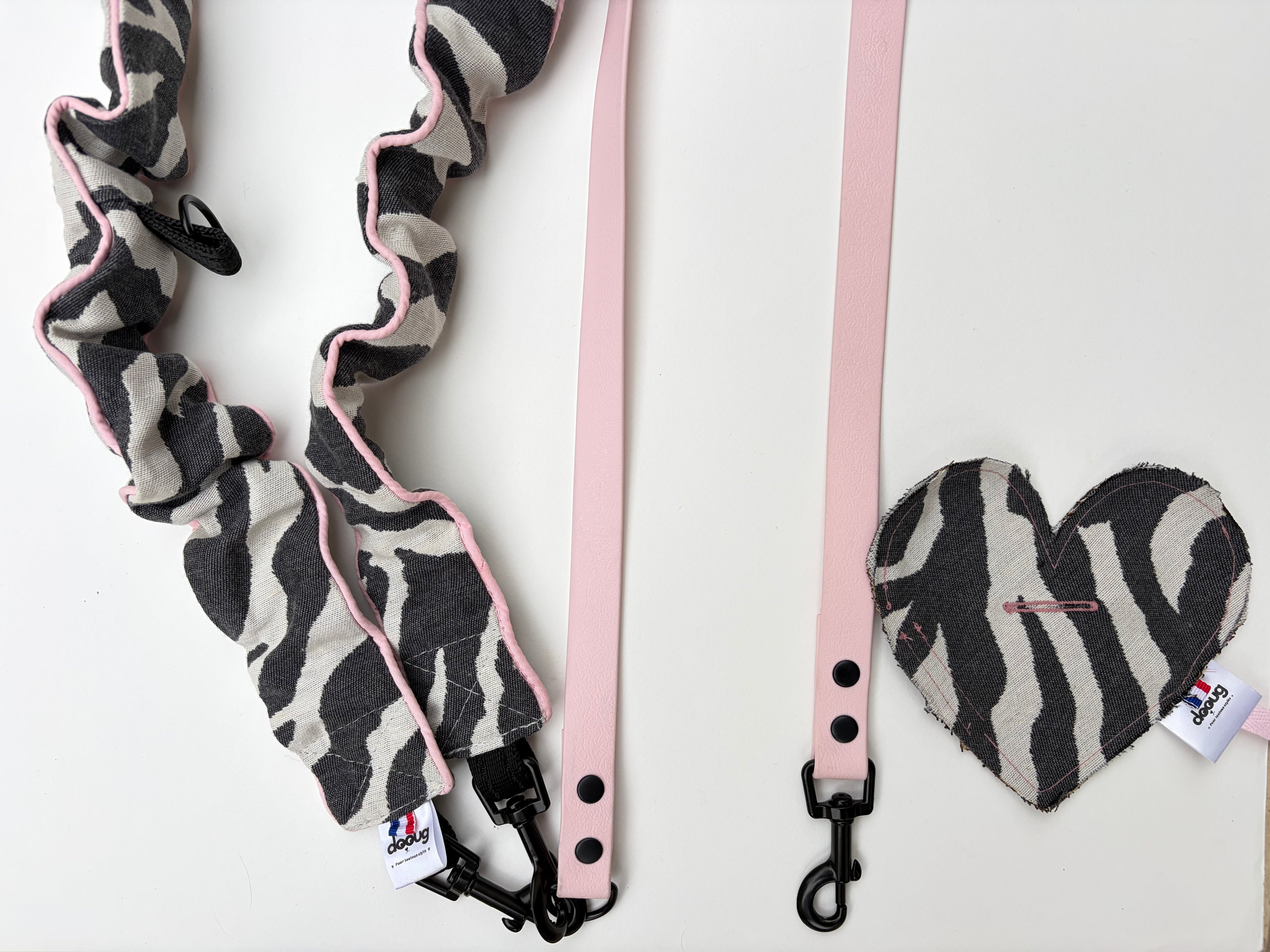 LAISSE MULTI-POSITIONS ZÈBRE ROSE